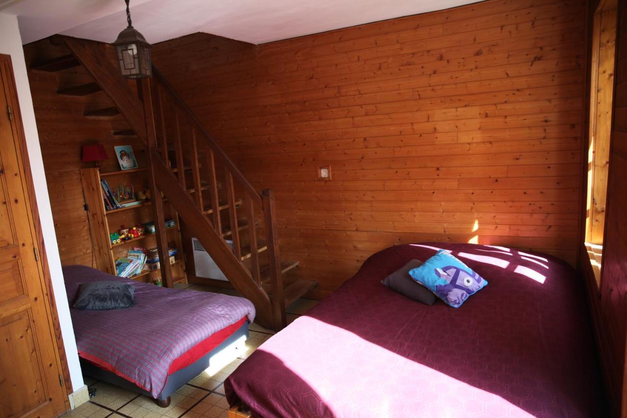 Le Noyer Bed & Breakfast Breuilpont Bagian luar foto